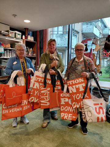 Banners worden tassen voor Samen voor de regio