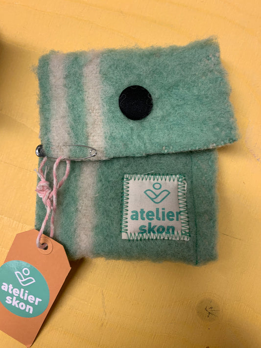 Etuis van wollen dekens